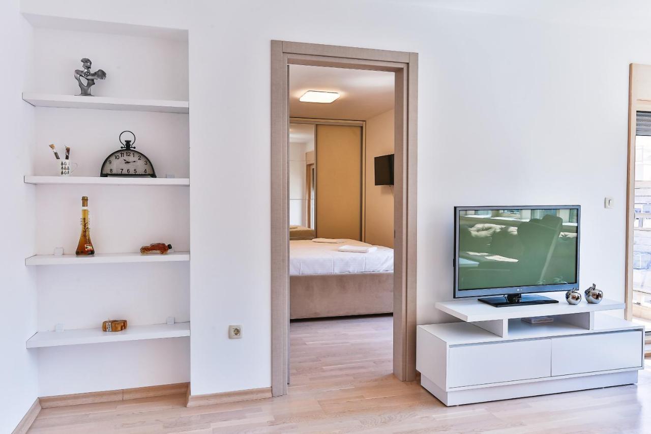 Montesun Fontana Apartments Μπούντβα Εξωτερικό φωτογραφία